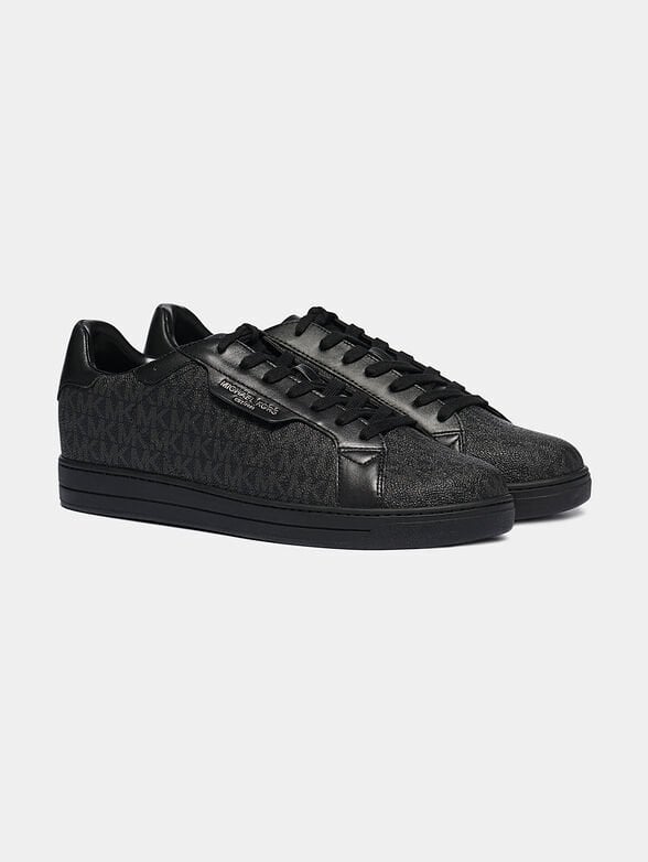 MONOGRAM SNEAKER