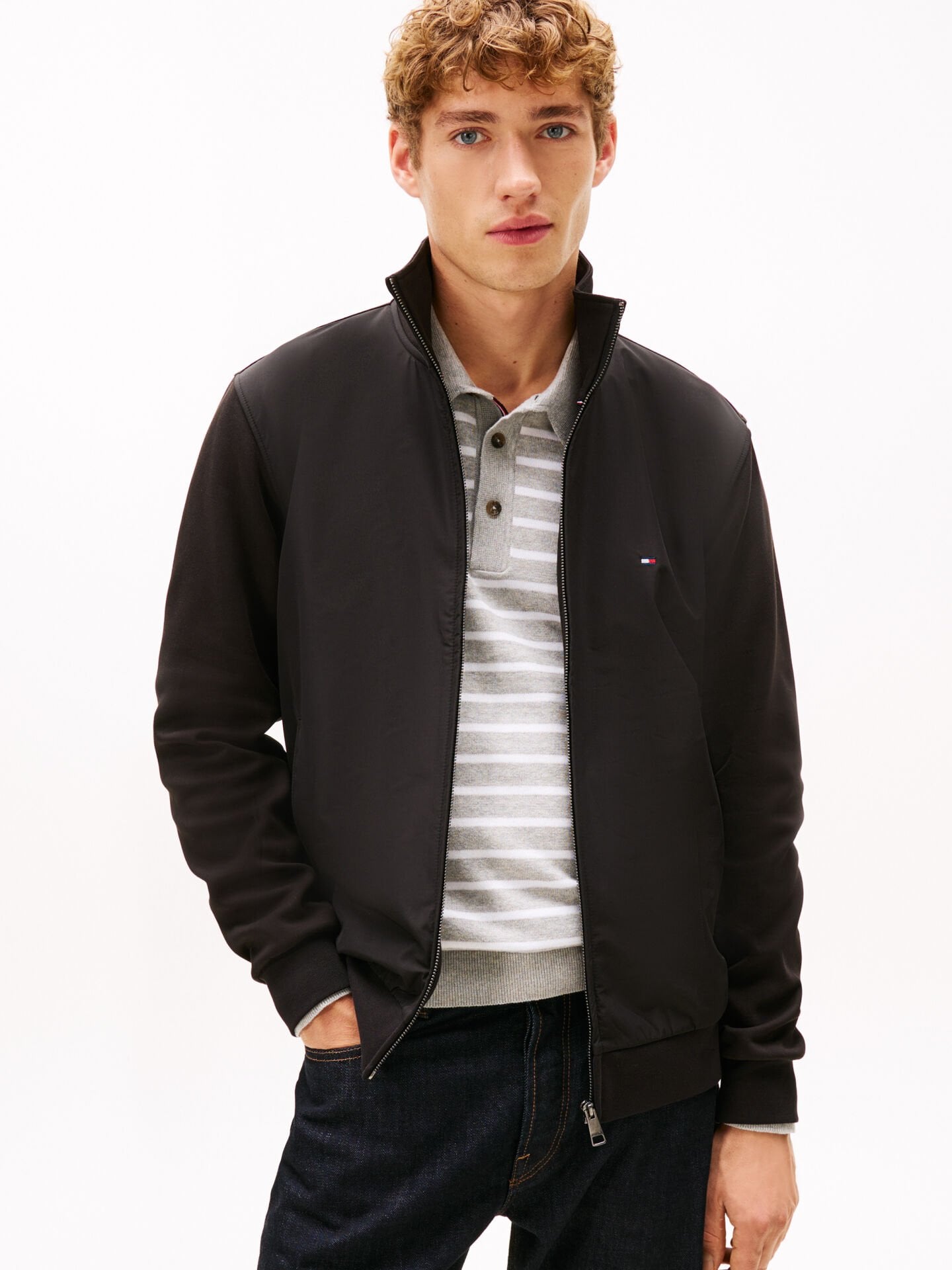 ESSENTIAL INTECHNO MIX ZIP THRU
