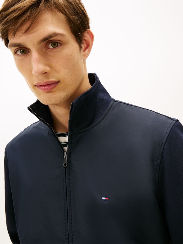 ESSENTIAL INTECHNO MIX ZIP THRU