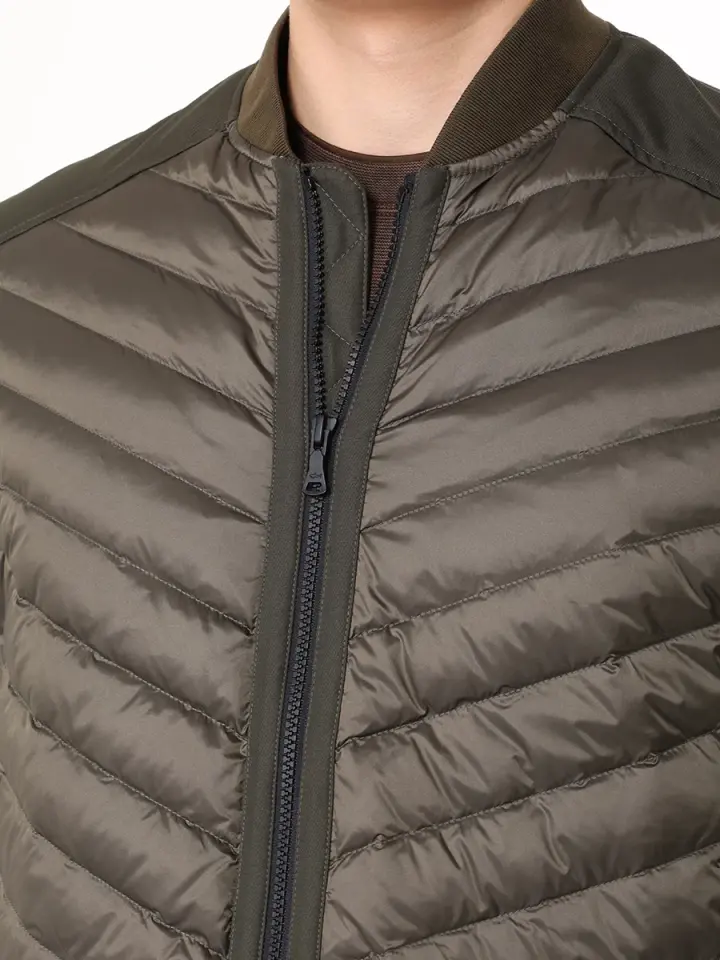 KAPİTONE BOMBER MONT