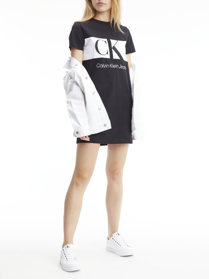 BLOCKING T-SHIRT DRESS