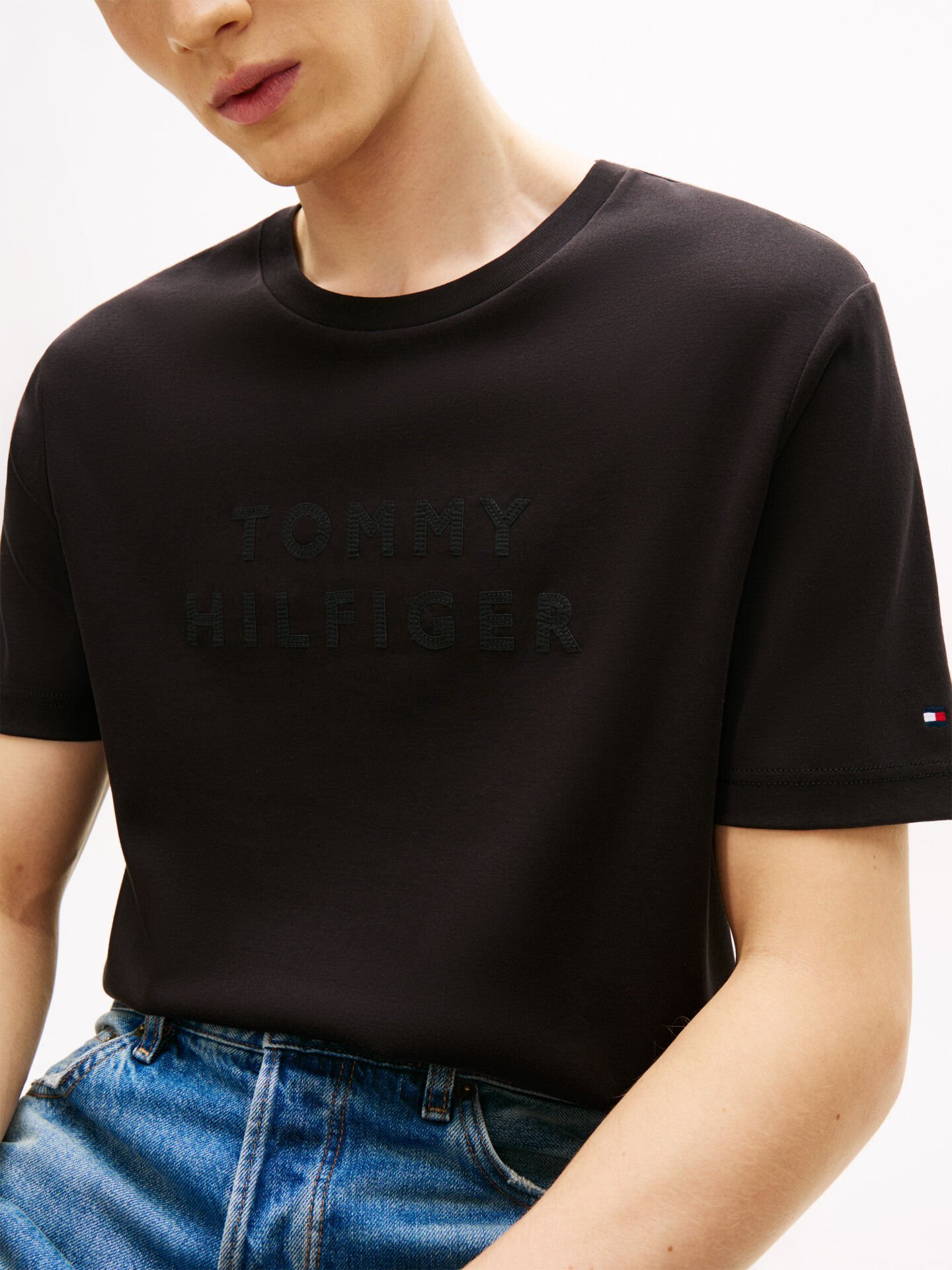 MIX MEDIA INTERLOCK TEE