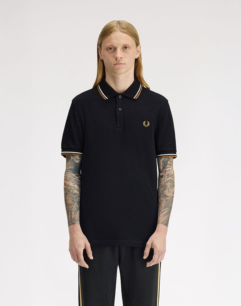 TWIN TIPPED FRED PERRY SHIRT