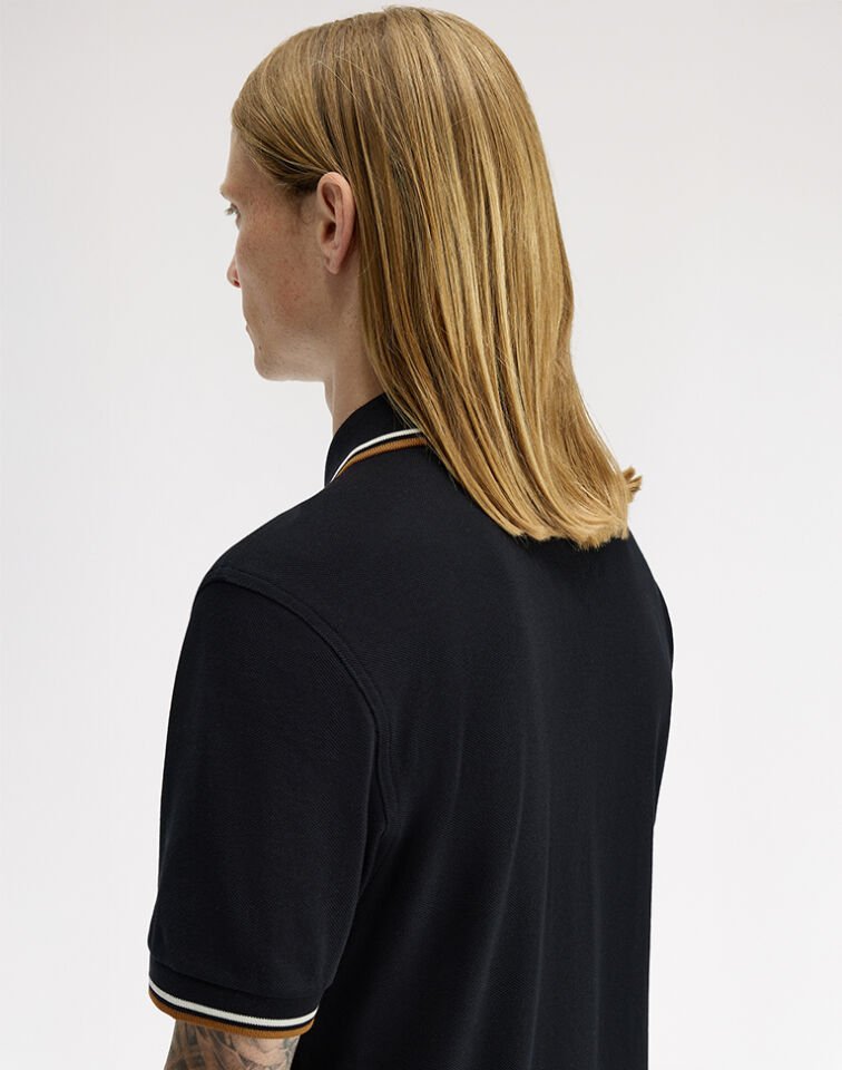 TWIN TIPPED FRED PERRY SHIRT