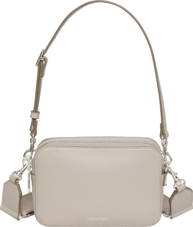 WEBBING DOUBLE STRAP CAMERA BAG