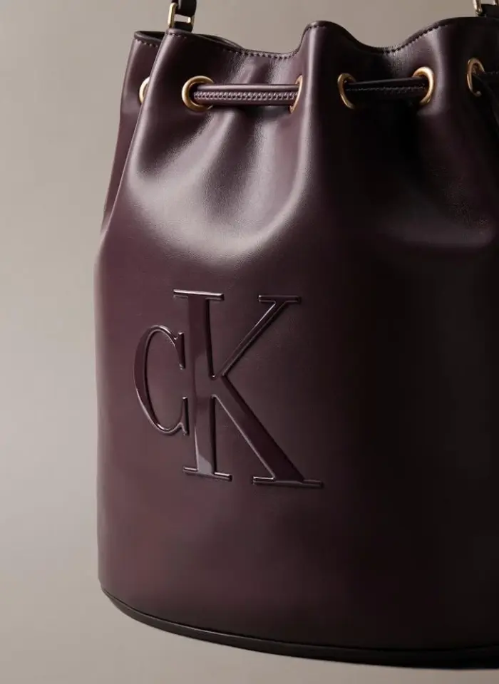BOLD CK LARGE BUCKET BAG