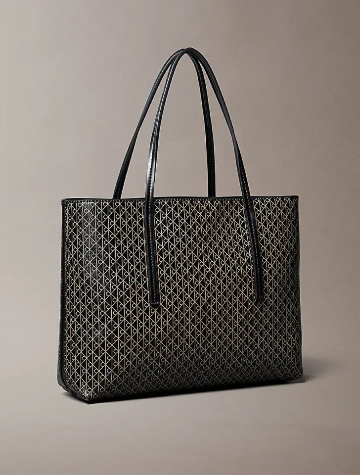 EMBLEM AOP SMALL TOTE