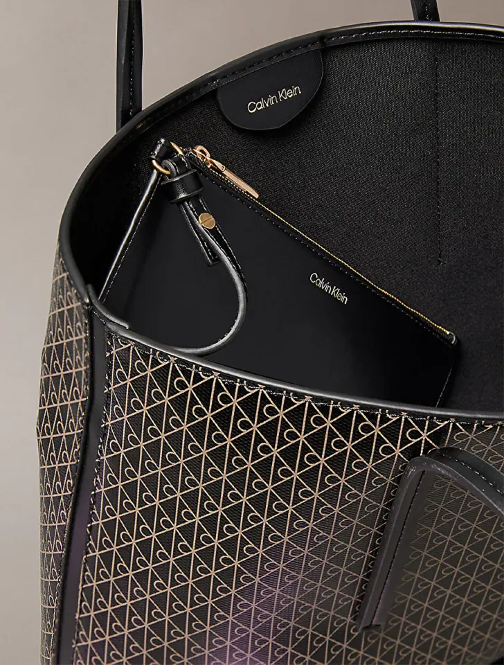 EMBLEM AOP SMALL TOTE