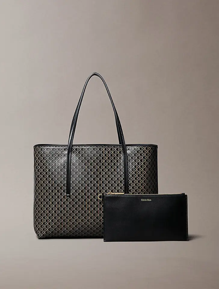 EMBLEM AOP SMALL TOTE