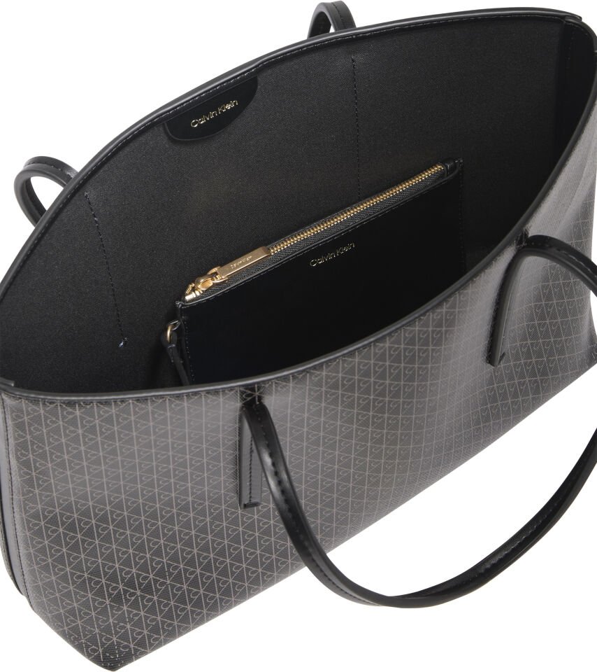 EMBLEM AOP SMALL TOTE