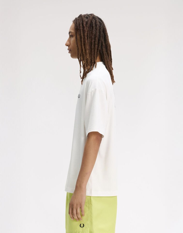 BACK PRINT LAUREL WREATH T-SHIRT