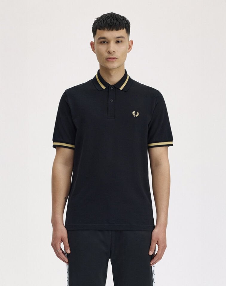 SINGLE TIPPED FRED PERRY SHIRT