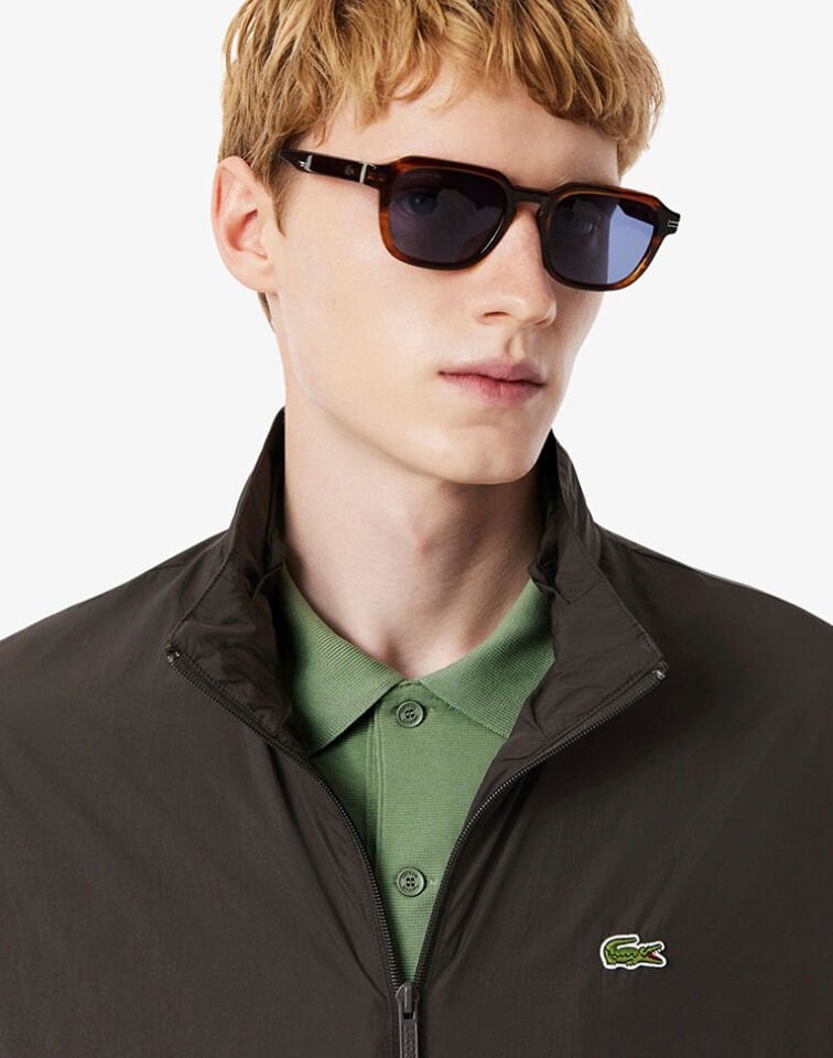 KAPÜŞONLU YAĞMURLUK