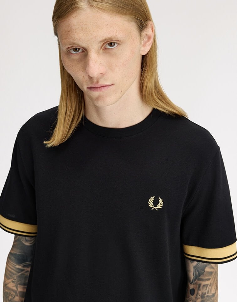 TWIN TIPPED CUFF T-SHIRT