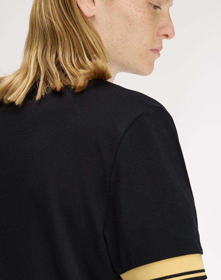 TWIN TIPPED CUFF T-SHIRT