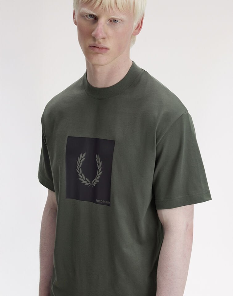 BOX GRAPHIC T-SHIRT