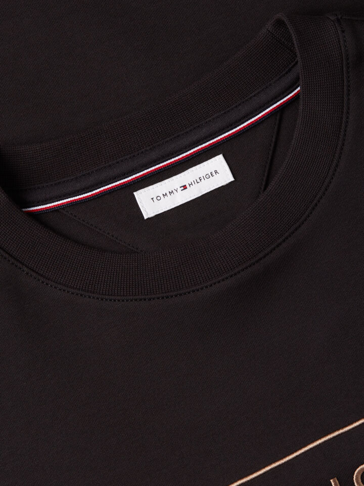 LUXURY INTERLOCK LS TEE