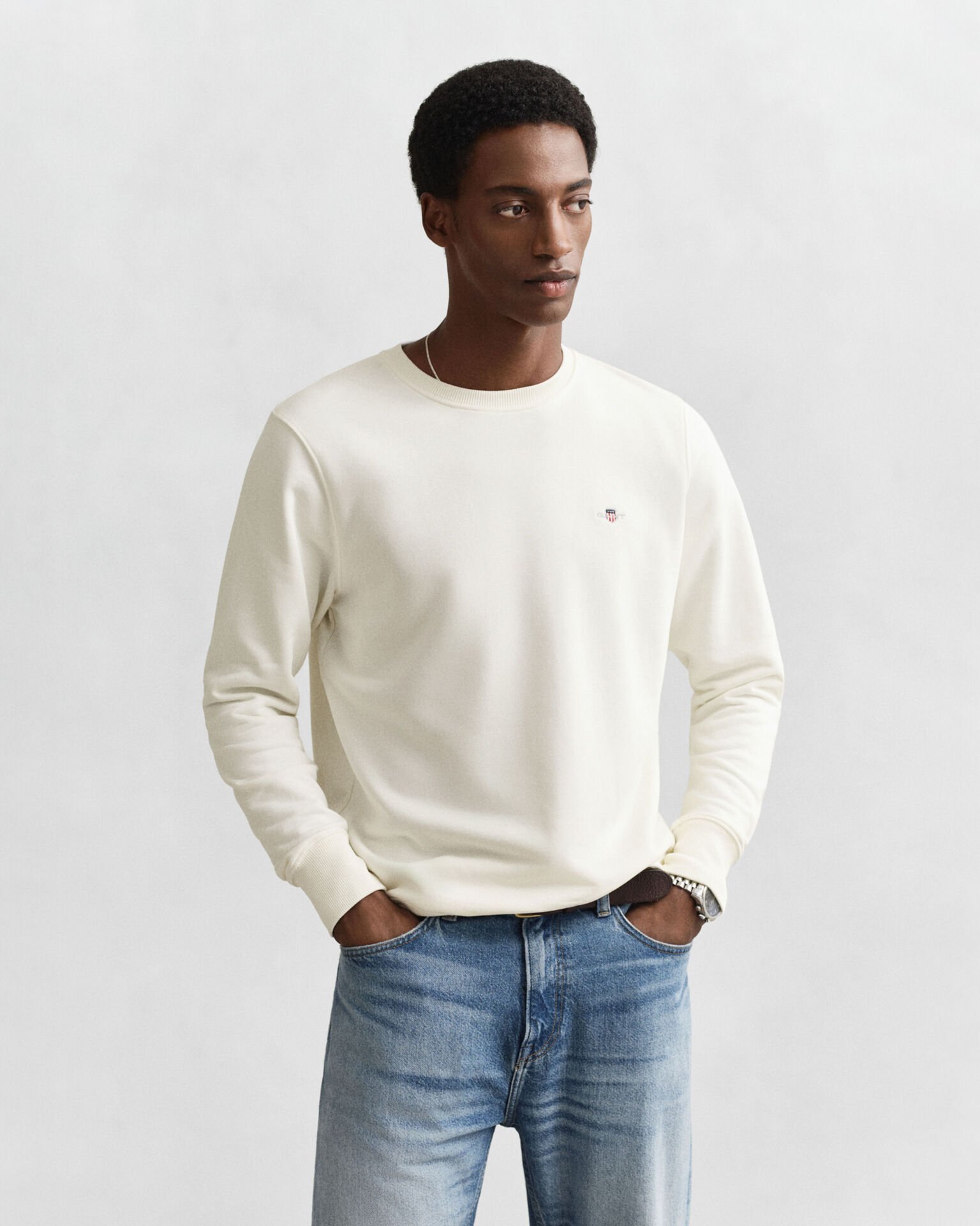 SHIELD SWEATSHIRT