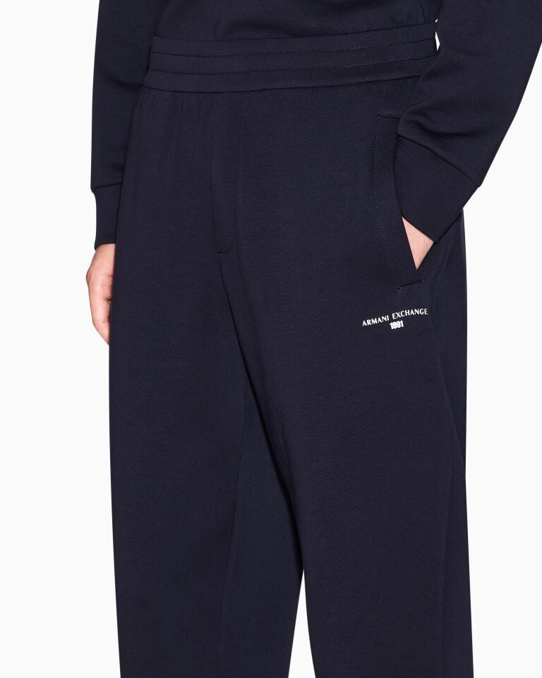 JOGGER PANTS