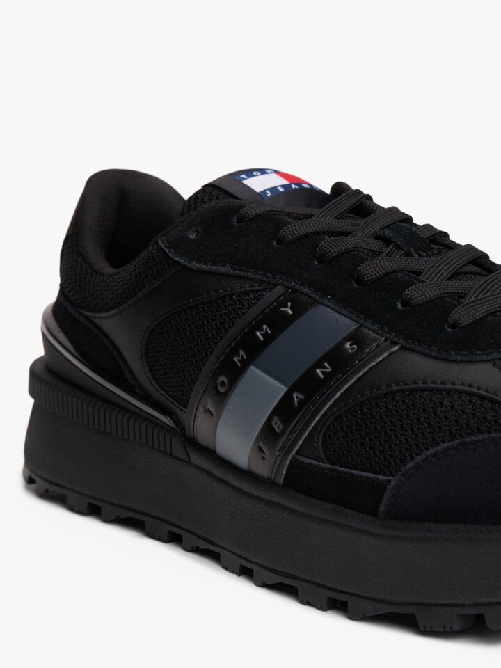 TECHNICAL RUNNER SNEAKERS