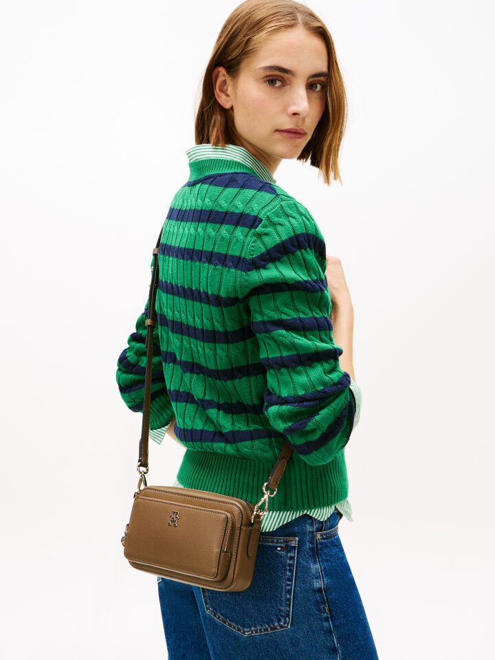 ICON CAMERA BAG