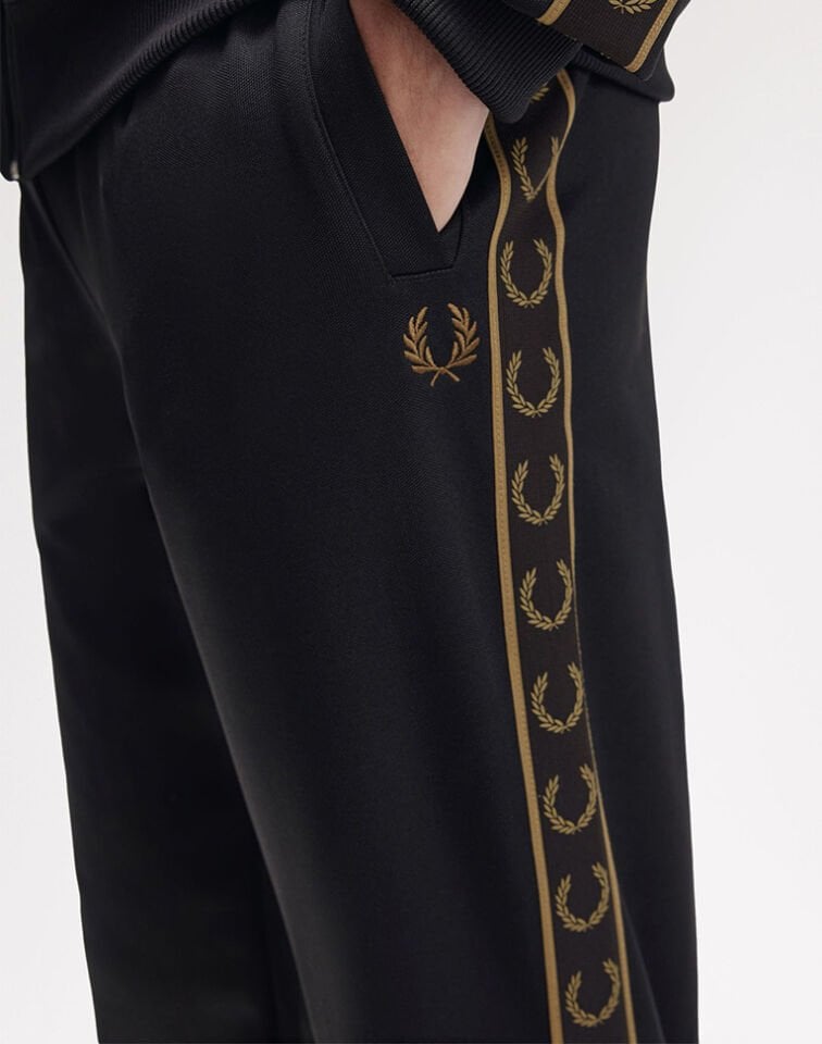 CONTRAST TAPE TRACK PANT