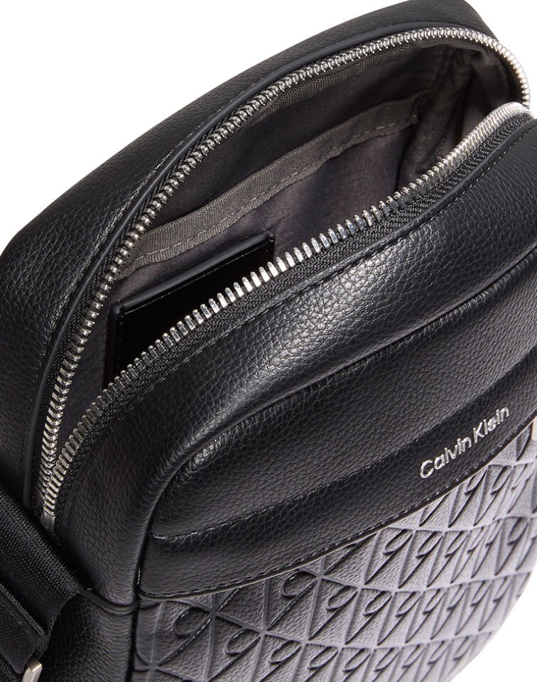 KABARTMA LOGOLU ÇAPRAZ ÇANTA STD - Siyah