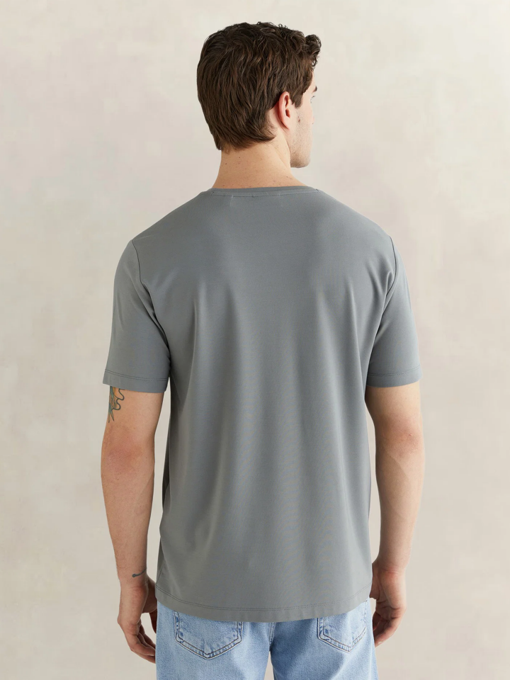 Gant//Men//T-shirt