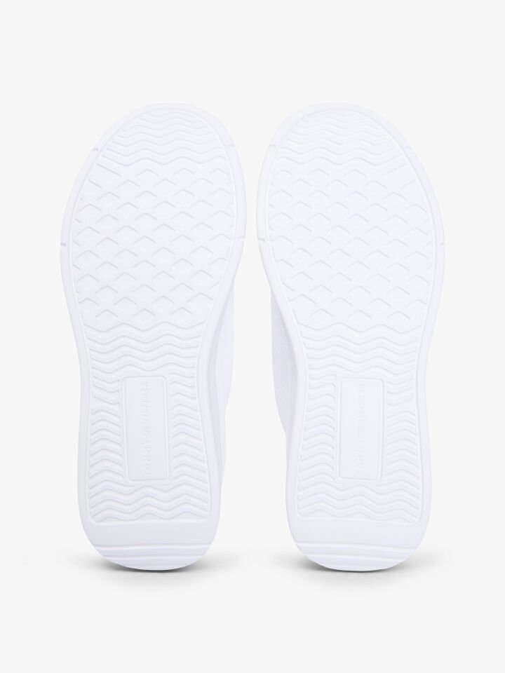LIGHTWEIGHT KNITTED RUNNER