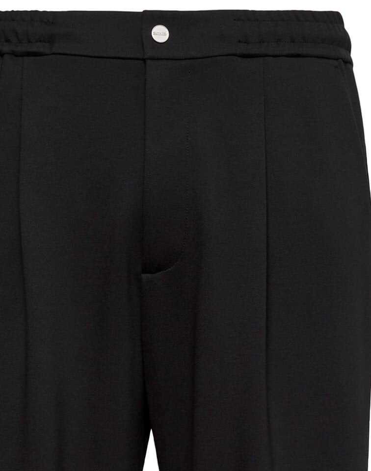TAPERED TECH KNIT PLEATED PANT