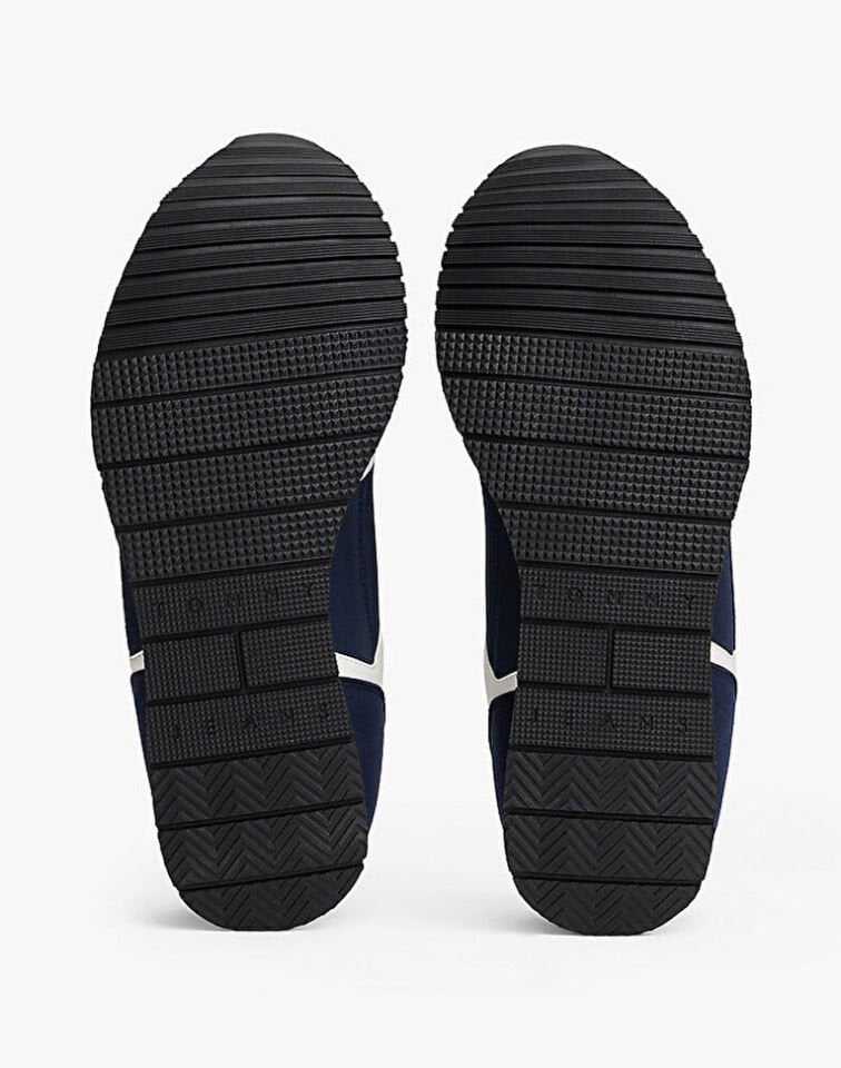 TJM RUNNER CASUAL SNEAKER