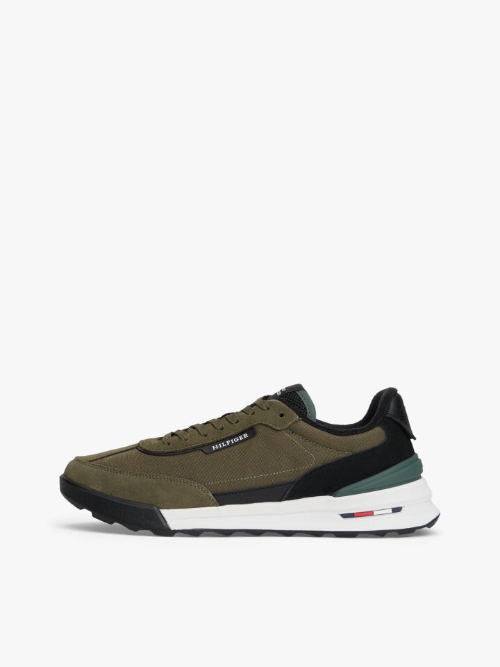 RETRO RUNNER SNEAKER